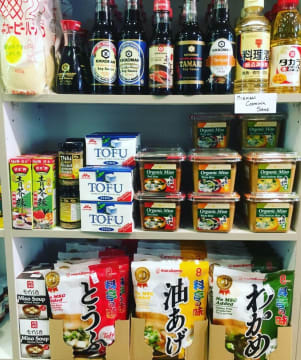 BLUE-CHIP ELWOOD VILLAGE LOCATION | $1.4M+ TURNOVER | HIGH-EXPOSURE DOUBLE FRONT