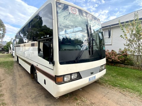 Work abt 3 hrs/ day Profitable School Bus Govt Contracts Campbell Town Tasmania Est 33 Years