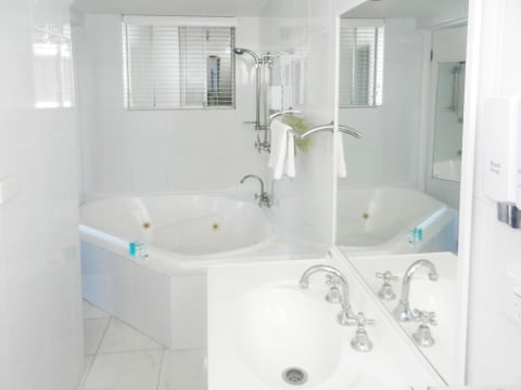 Motel for Sale in Mid North Coast - Close to Beach & Surf