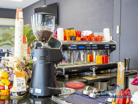 Hhjclvdskjp3exfiscb9