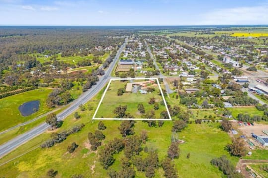 Hjhkikiy6tqrfxnbjibx