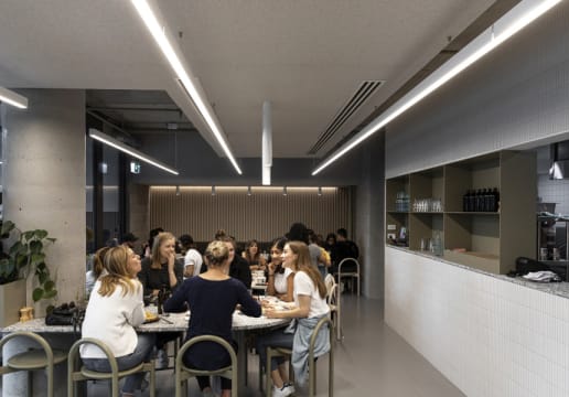 Hlhmcwqczfjpj1uydgyw