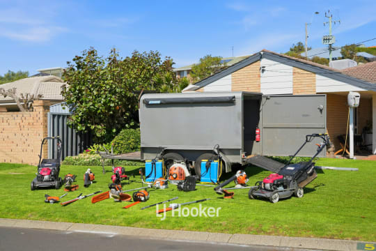 Established Lawn Mowing & Garden Business Opportunity