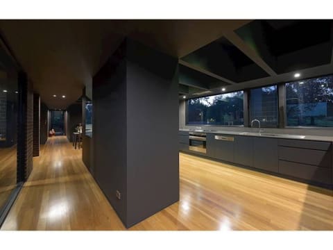 Hmuri6zmhr943a06y9ut