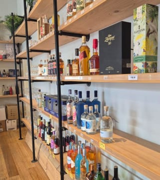 Coastal Wine Bar & Liquor Store Opportunity  Bayside Melbourne