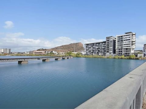 Hqtdccdomsofkb94vt0q