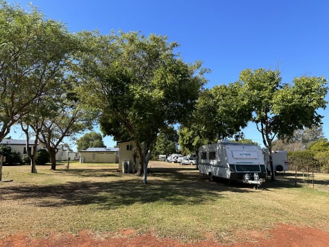 ICONIC WESTERN QLD HOTEL/MOTEL/CARAVAN PARK OPPORTUNITY - 2798MF
