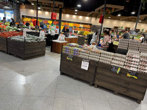 FRUIT SHOP (MELB NTH SUBURBS)