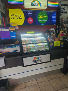 COUNTRY NEWSAGENCY FOR SALE IN PROGRESSIVE GROWING TOWN IN SUNSHINE COAST HINTERLAND $130,000 PLU...