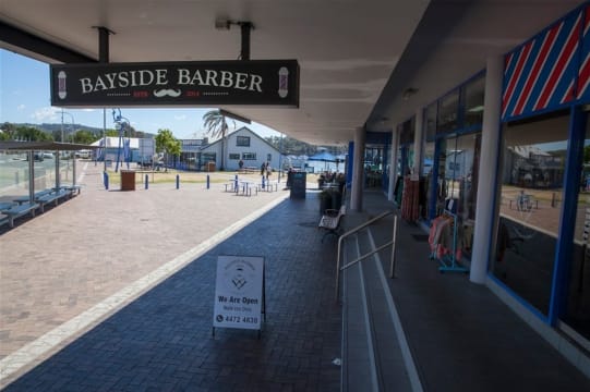Bayside Barber Shop & Shaving Parlour Prime Waterfront Location!
