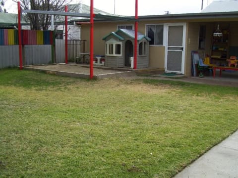 NOT JUST A BUSINESS BUT A CASUAL WAY OF LIFE! -  INCLUDES RESIDENCE & BUSINESS!