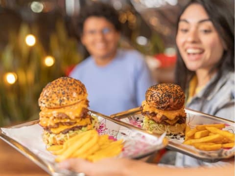 Established Burger QSR in St. Leonards