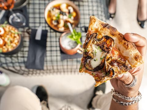 Beachfront Corner Venue - Northern Beaches