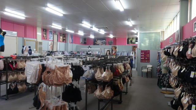 Lindsays Lingerie Warehouse Bendigo