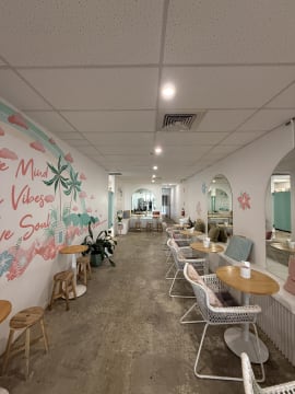 Cafe / Juice Bar