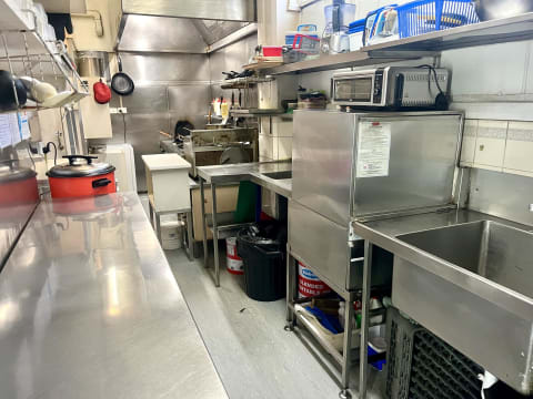 Popular Profitable Fully Licensed Vietnamese Restaurant Trading Weekly 24 Hrs t/o $370K++