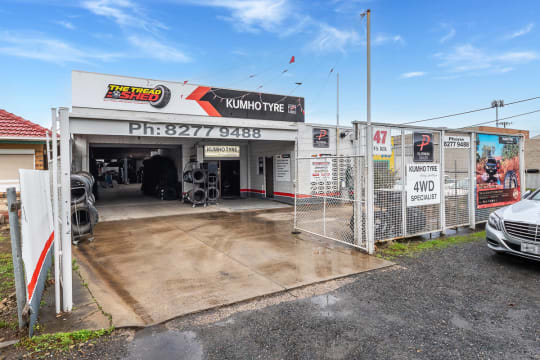 *SOLD BY VENTURE COMMERCIAL*