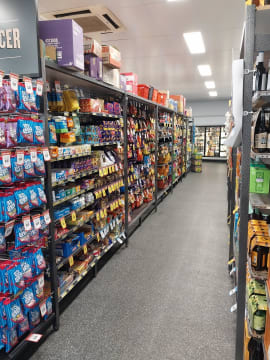 IGA Local Grocer + Liquor ECHUCA