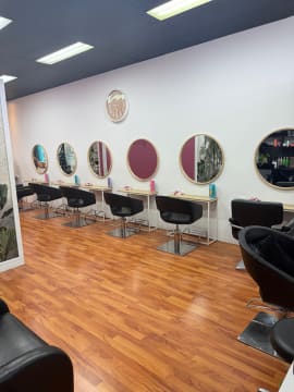 Well Established Hair and Beauty Salon in Busy Coolbellup Shopping Centre