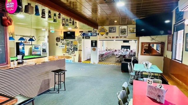 Well-Established Country Hotel in the Heart of Colac