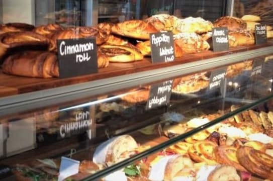 CAFE - TAKING $18000PW.   3PM CLOSE.  NEW FAST GROWING AREA WITH 100s OF NEW HOUSES.  OPPOSITE TR...
