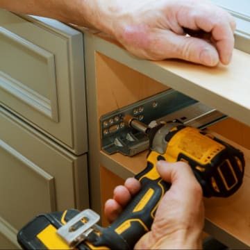 Cabinet Making Business making Consistent Returns