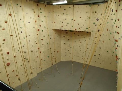 Narooma Fitness & Cycles - Excellent Business - Freehold Includes Residence!