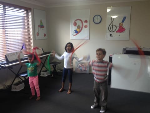 Smart Children Play Piano