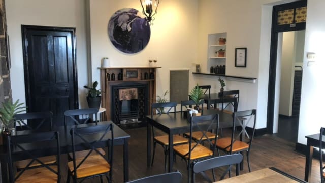 High-Exposure Waterfront Café with Growth Potential