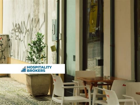 Eastern Suburbs Cafe | $30k Sales | $213k Profit