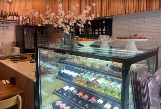 Fully Licensed Turnkey Hospitality Venue – Carlton North Village