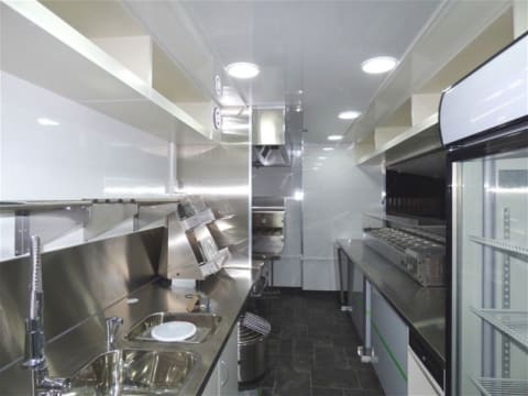 Nunzio's Mobile Pizza
