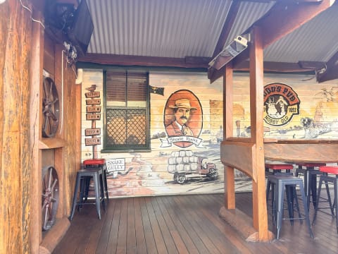 ICONIC COUNTRY PUB OPPORTUNITY - 150HF