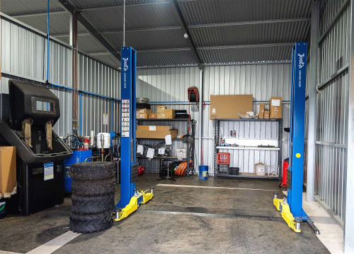 BRIDGELAND MOTORCYCLES DEALERSHIP - SALES & SERVICE - FREEHOLD AVAILABLE