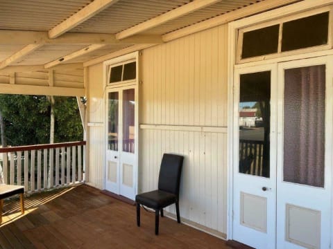 CLASSIC QUEENSLAND PUB - MOTIVATED VENDOR, OWNER SAYS SELL! - 105HF