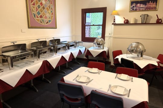LEASEHOLD - Indian Tandoori Restaurants, NSW & VIC - 1P0580