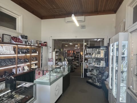 Established Jewellery & Gift Store  52 Years of Success | Scottsdale, Tasmania oo$49K+sav