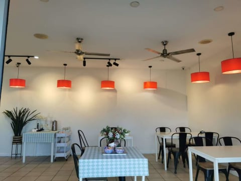 Urgent Sale Only 30K Take over lease and equipment South Brisbane/Near Sunnybank