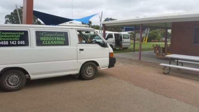 Brilliant Model Cleaning Business, All Customers Contracts (CS25139)