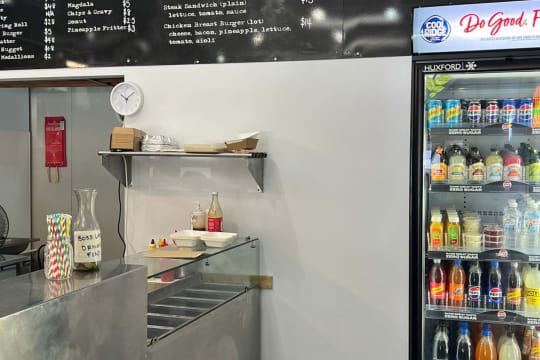 UNDER OFFER - Henty St Fish & Grill