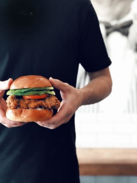 High-Turnover Burgers |20 years of Trade | Prime Strip Location | Strong Margins