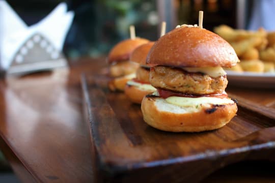Chicken Shop | High Takings and Excellent Growth Opportunity | Fully Managed [2512151]
