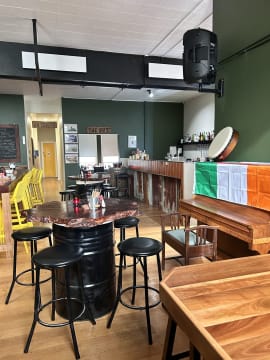Irish Bar & Restaurant with Strong Following Walk-In Opportunity