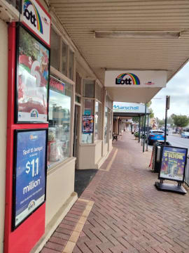 Newsagent, Gifts and Lotto Mannum for sale