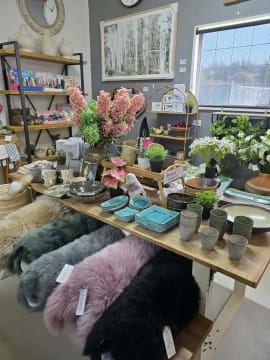 EXCEPTIONAL CAFE & LIFESTYLE STORE IN SEASIDE LOCATION