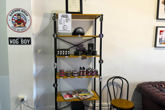 LEASEHOLD - Morv The Barber, Corowa NSW - 1P0587