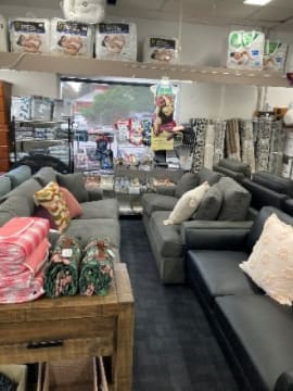 Tatts/ Pulhams Furniture & Carpet (RDT415)