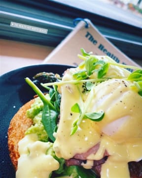 The Health Hut North Beach "where everything is delicious & Nutritious"