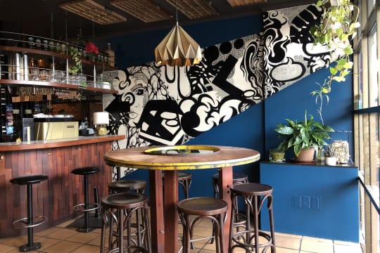 Littlefoot - Popular Bar & Live Music Venue
