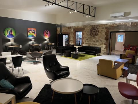 Jkasejh6i8sdn71agvlv